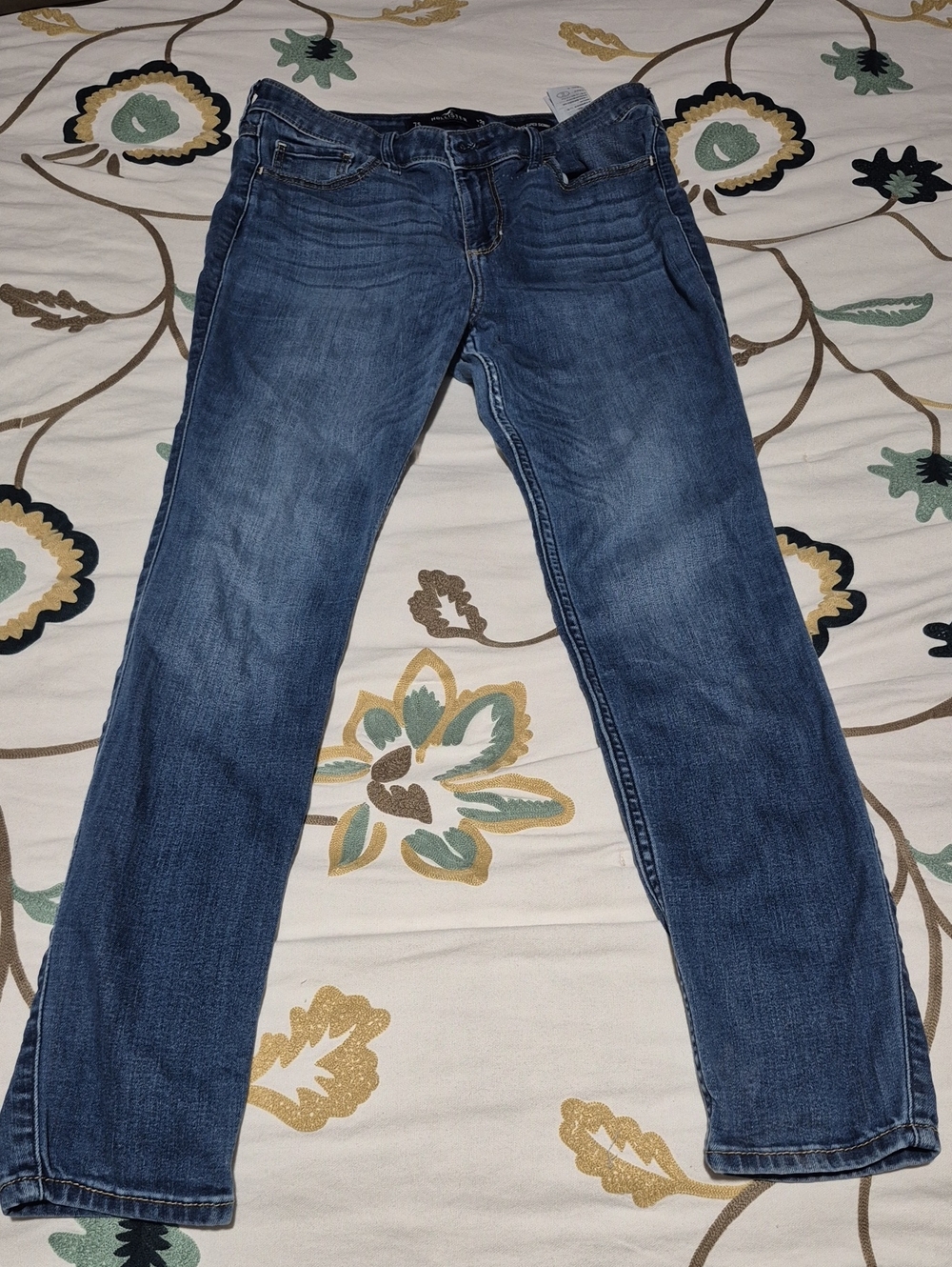 Classic Blue Women's Jeans - Comfortable Slim Fit